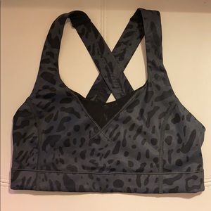 Lululemon sports bra